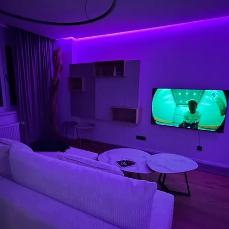 Moderní Hi-tech V Centru Pardubic - Wi-fi, Netflix, Projektor * Pardubice