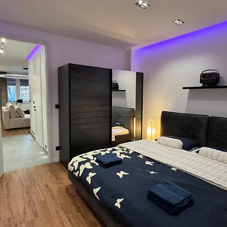 Moderni Hi-tech V Centru Pardubic - Wi-fi, Netflix, Projektor Pardubice