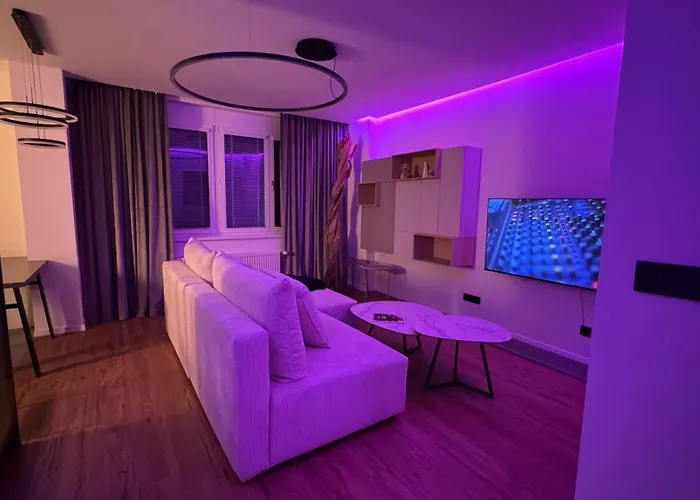 Moderni Hi-tech V Centru Pardubic - Wi-fi, Netflix, Projektor Appartement