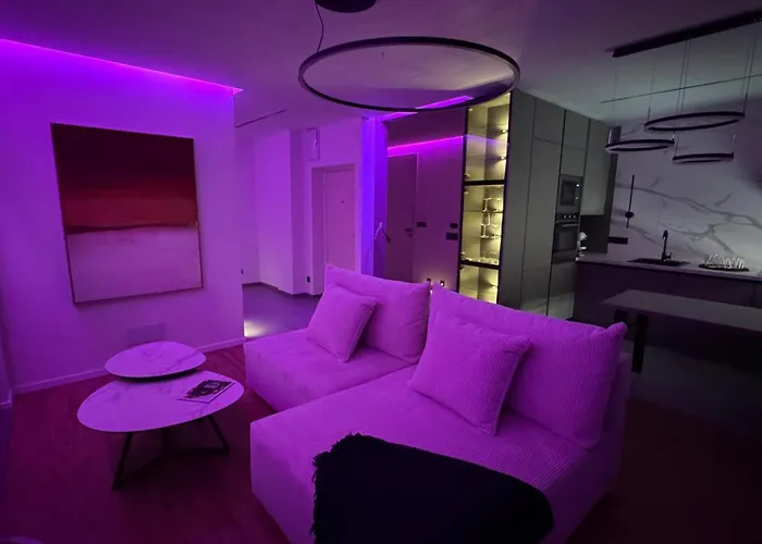 Moderni Hi-tech V Centru Pardubic - Wi-fi, Netflix, Projektor Appartement